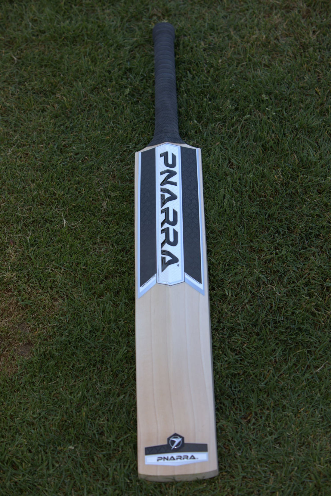 PNARRA English Willow Cricket Bat - Limited Edition